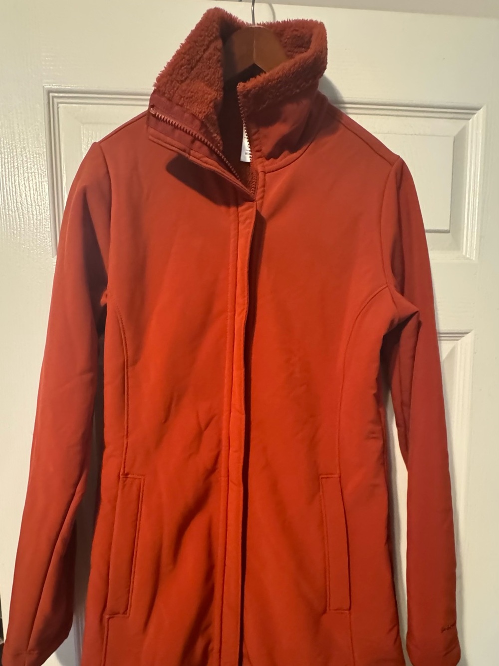 Patagonia Women’s Polartec Windbloc Fleece-Lined Coat Jacket Rust Burnt Orange